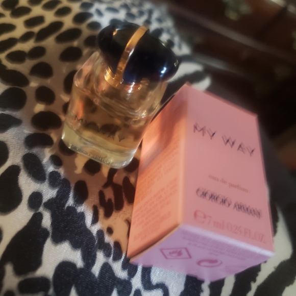 Women's Perfume (MY WAY) By GIORGIO ARMANI - Picture 12 of 16